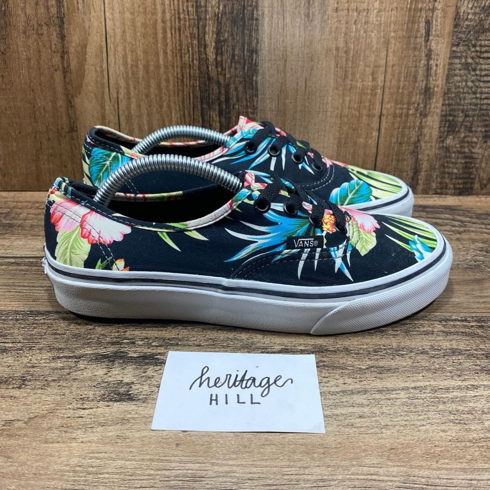 Vans Limited Edition Authentic Hawaiian Print Classic Skate Shoes- Womens Size 6